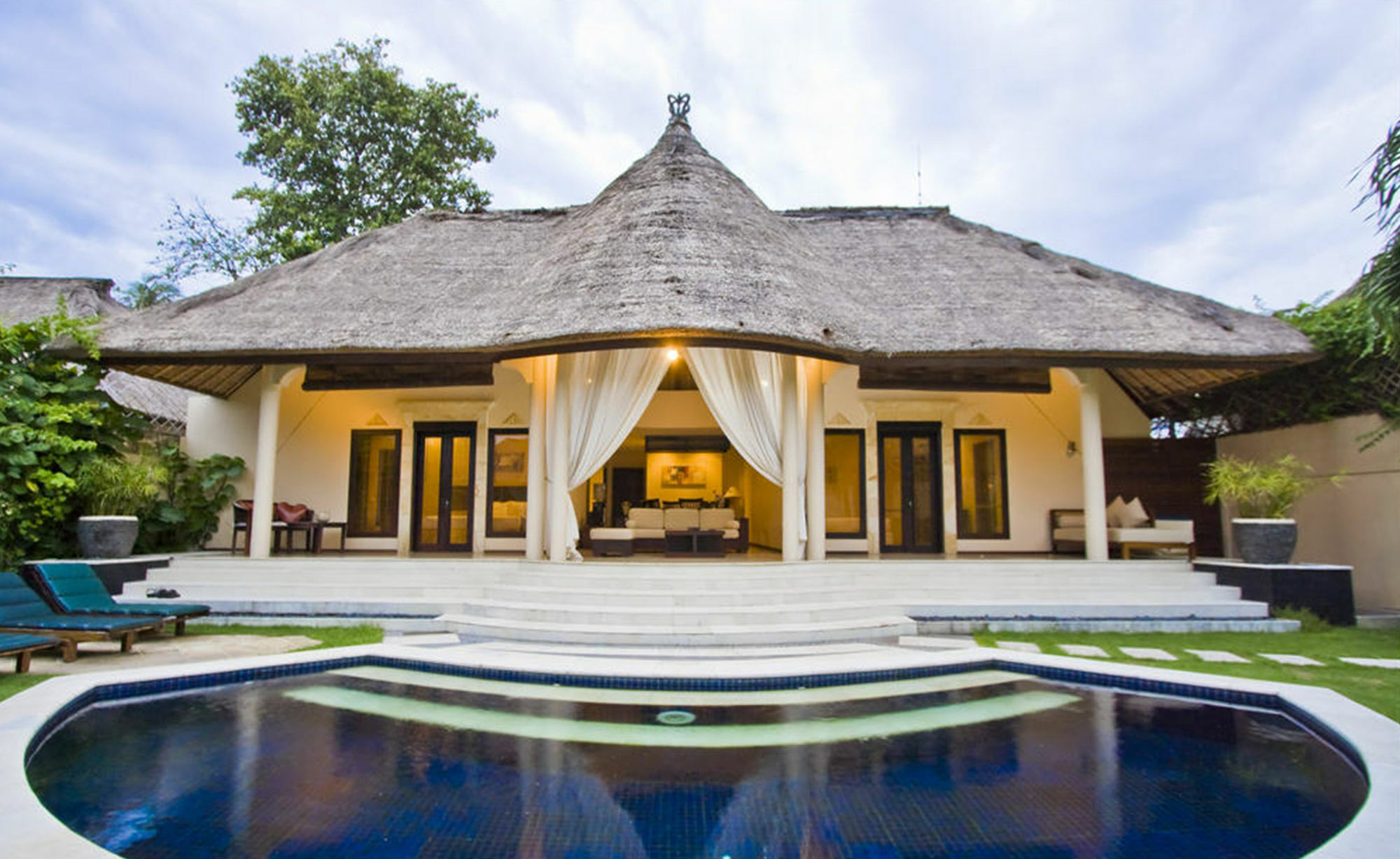 Garden Villa Bali Семиньяк Экстерьер фото
